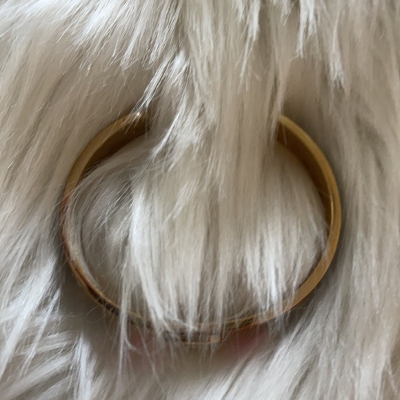 C. Wonder R Bracelet - Picture 2 of 3